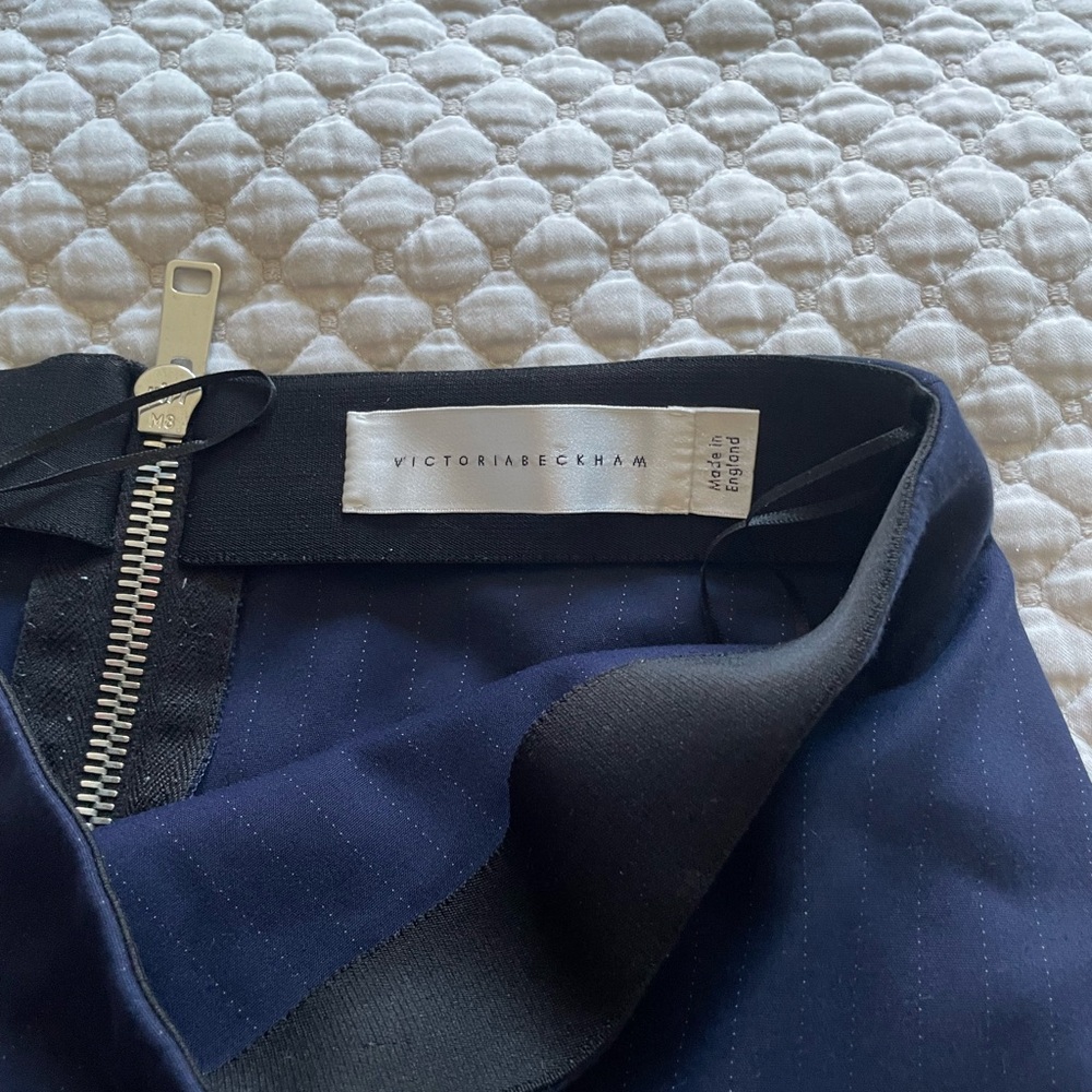 Victoria Beckham Dark Blue Pencil Skirt - Picture 2 of 5
